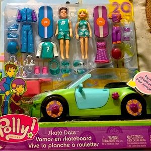 Polly pockets car